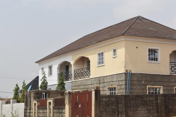 4 BEDROOM TERRACE FULLY DETACHED DUPLEX WITH 1 BQ, LUGBE